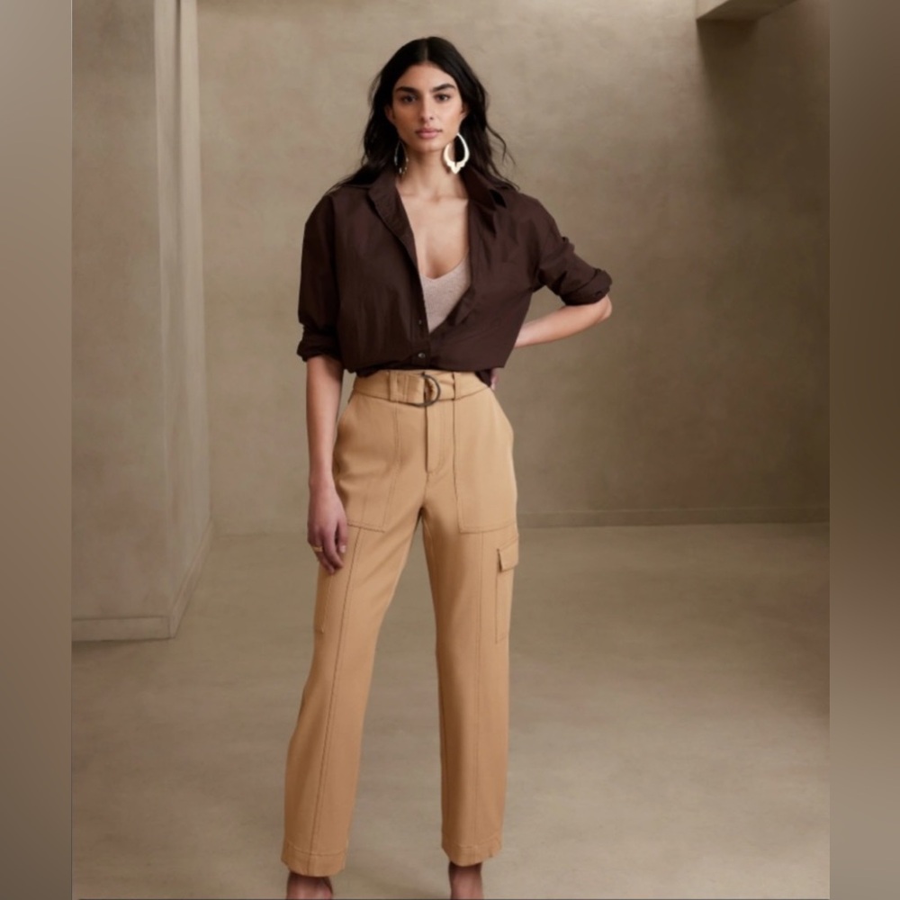 High-Waist Cargo Straight-Leg Pants in Camel